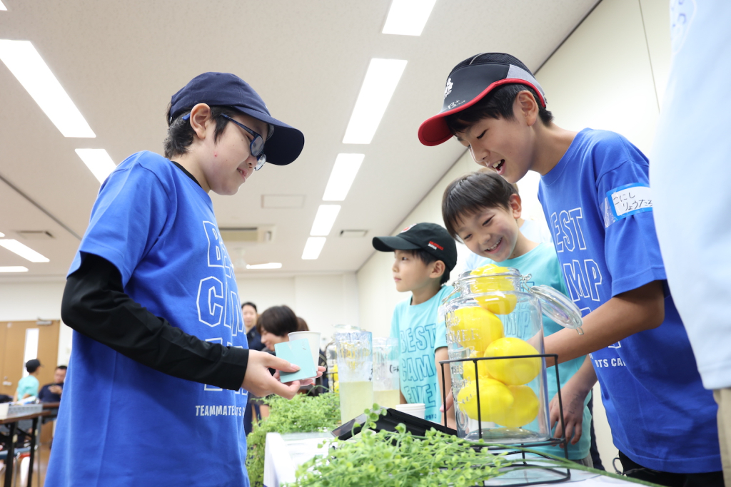 企業と協働する特別企画！レモネードスタンドを学ぶ！
